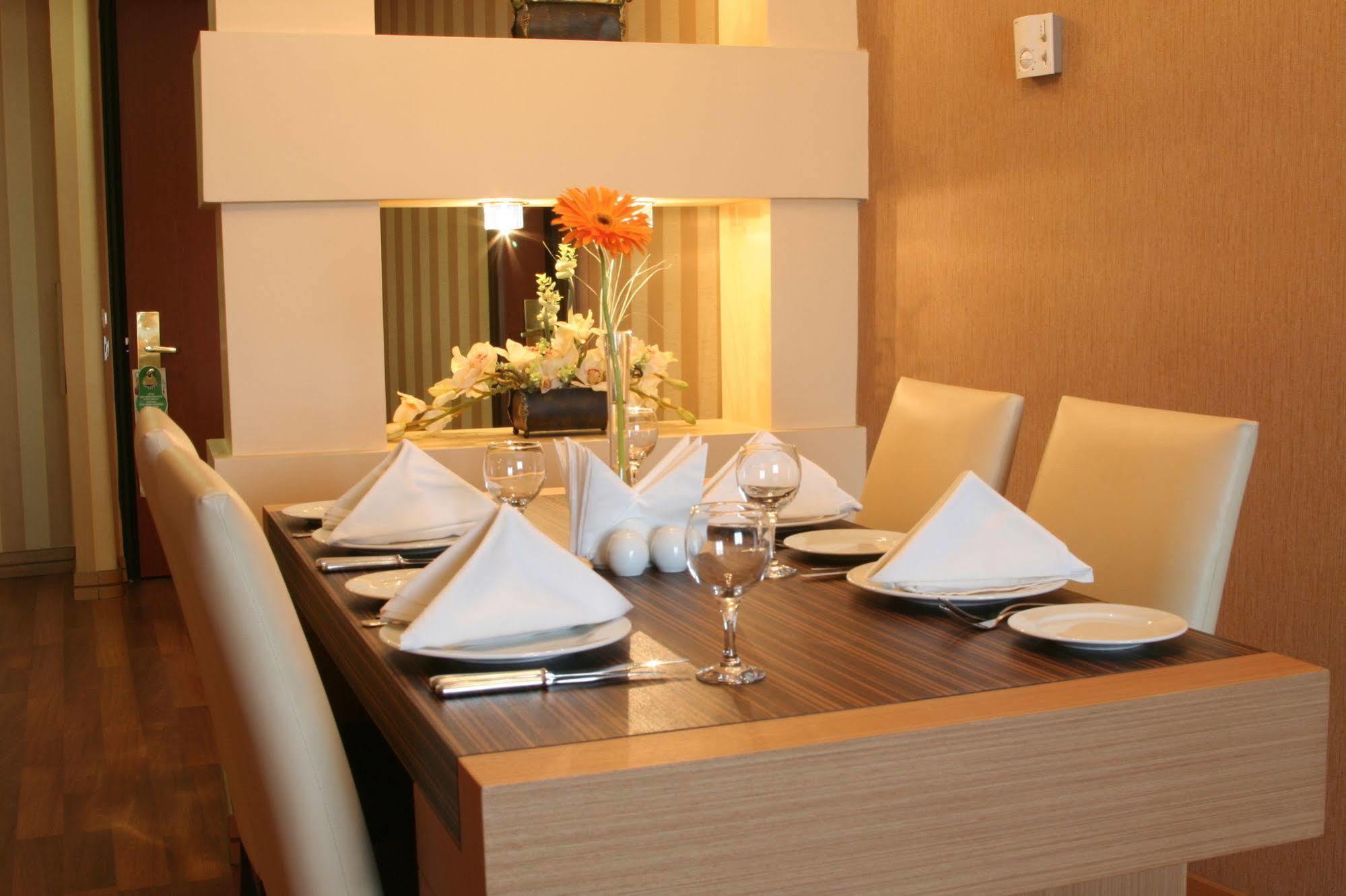 Surmeli Adana Hotel Bagian luar foto